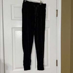 Velvet Mayfair Black Jogger Pants M